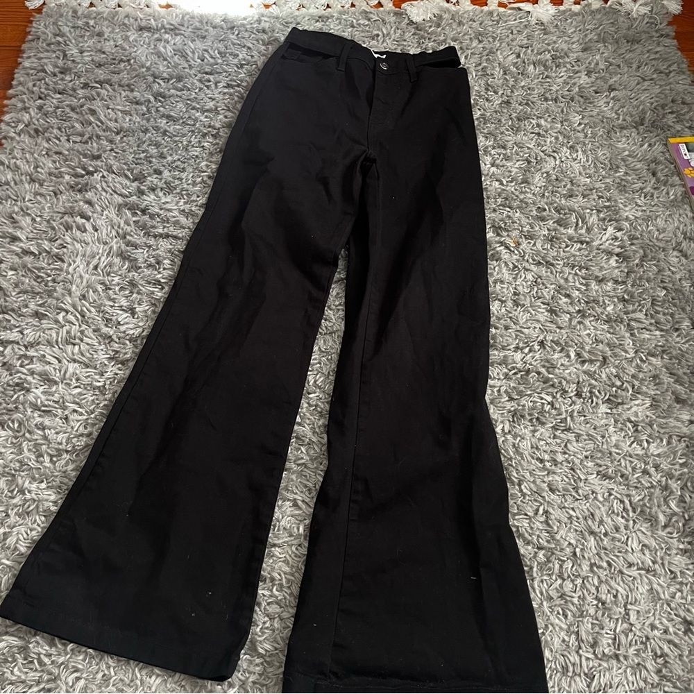 Adika Black cutout pocket flare jeans size small